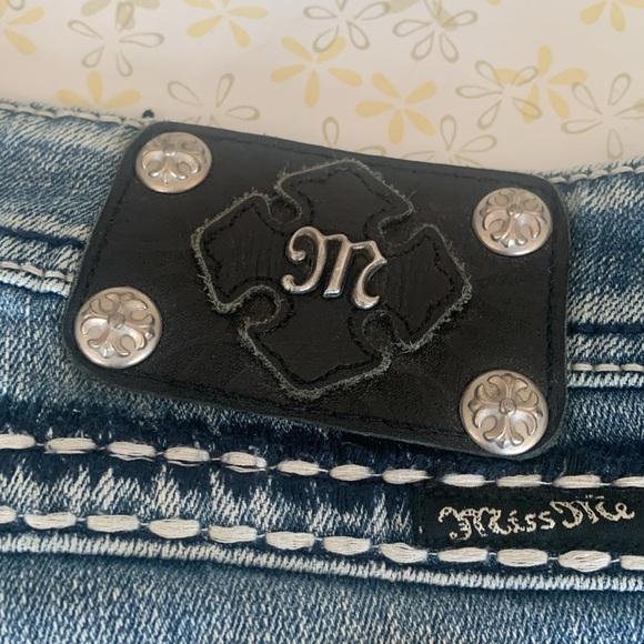 Miss Me boyfriend JEANS women’s DISTRESSED cropped capri 27 crops JPB5014 - Picture 9 of 10